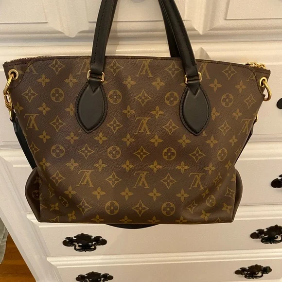 Louis Vuitton flower zipped tote MM handbag - Picture 4 of 16